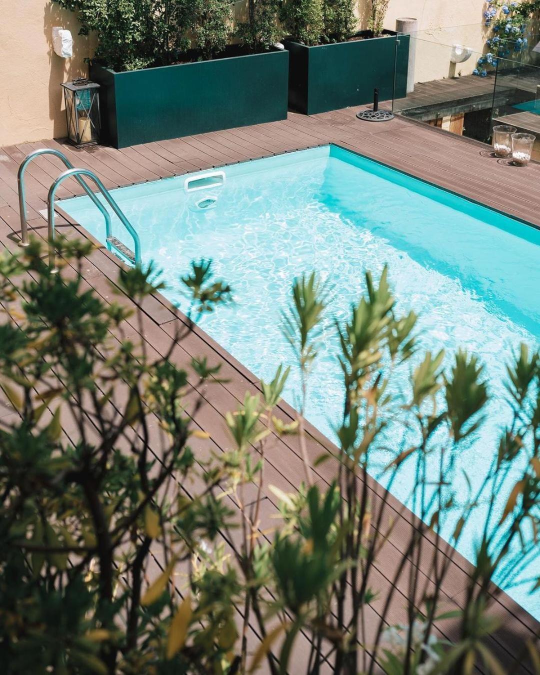 Pool Suite